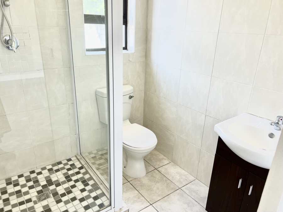 3 Bedroom Property for Sale in Bothasig Western Cape